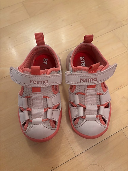 Reima Lomalla-sandaalit