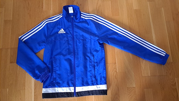 Adidas ulkoilutakki xs