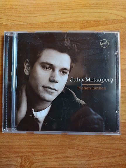 Juha Metsäperä, Pienen hetken