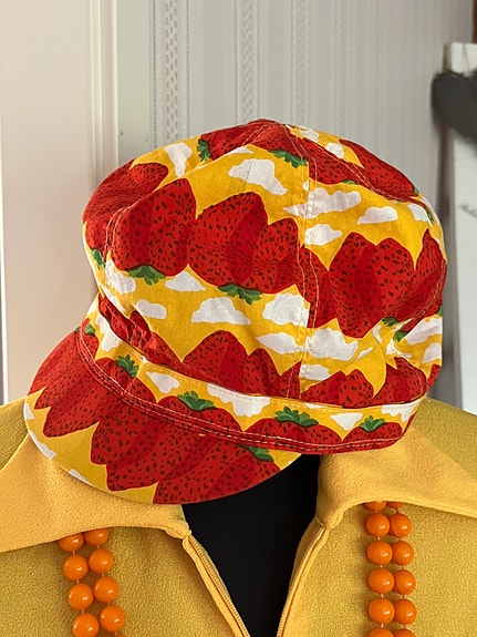 Marimekko 🍓 hattu. S