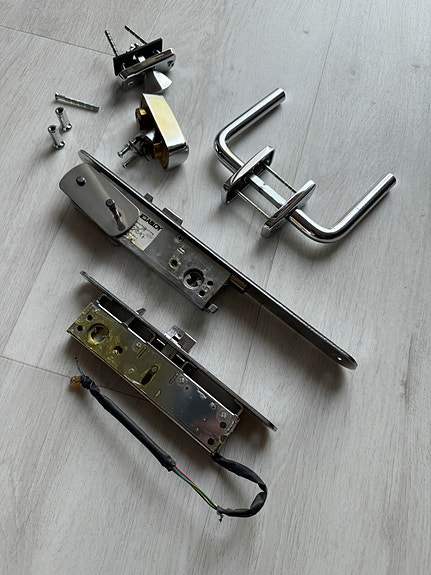 Product image 6 of 8