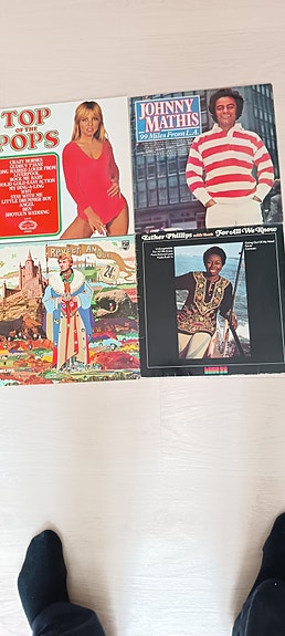 LP levyt vinyyliä, hyviä