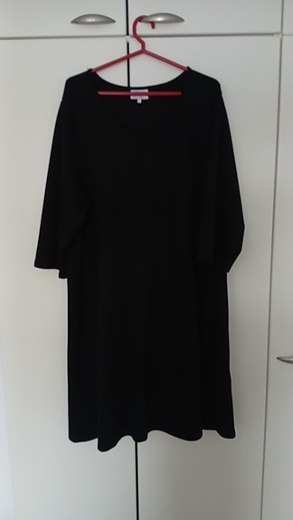 Musta Zizzin mekko koko L 50/52