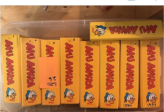 Aku Ankka vuosikertoja.