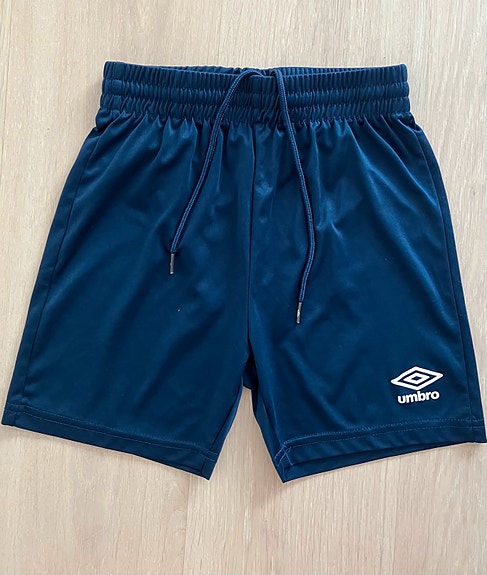 Umbro tummansiniset kevyet shortsit 152