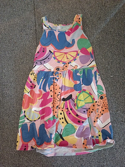 Tyttöjen mekko 134/140
