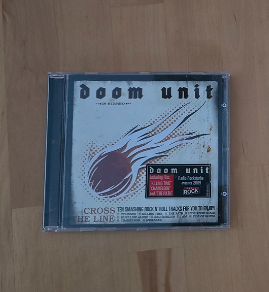 Doom unit Cross the line cd