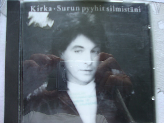 CD- levy Kirka Surun pyyhit silmistäni