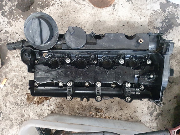 BMW 3 E91 320 N47 venttiilinkoppa