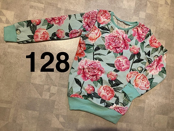 Collegepaita 128 (uusi)