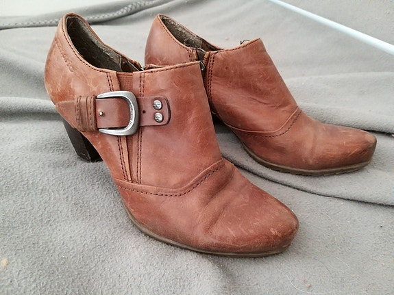 36 Tamaris kengät