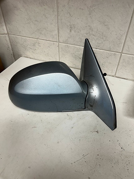 Kia Cerato oikeanpuolen sivupeili
