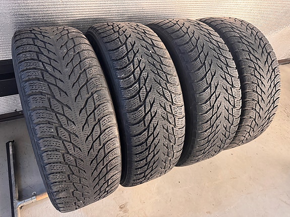 205 60 R16 Nokian Tyres Hakkapeliitta R3 96R