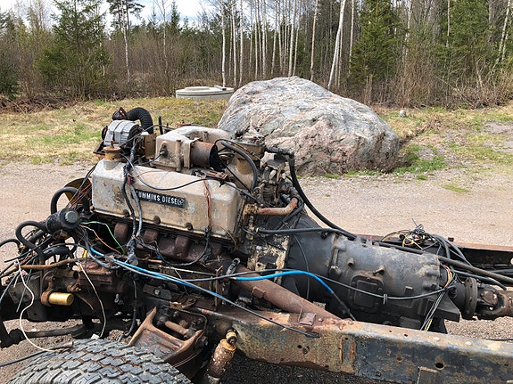 Cummins v-504 moottori + allison vaihteisto