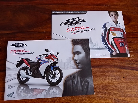 Honda CBR 150R 2011 -myyntiesitteet
