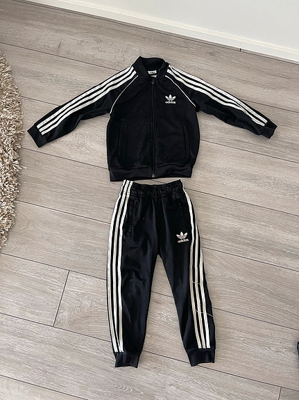 Adidas verkka-asu 116