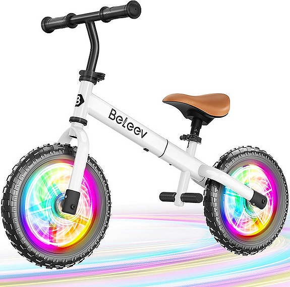 Uusi potkupyörä 12" LED renkailla