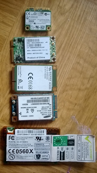 Muistit/adapter tietokoneeseen ja läppäriin,useita