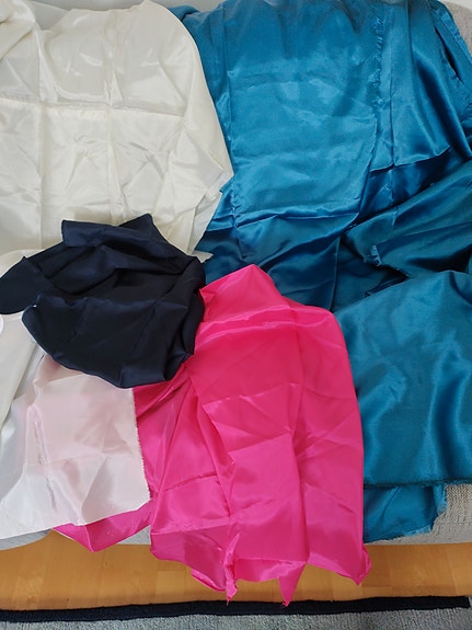 Vuorisilkkejä (polyester)