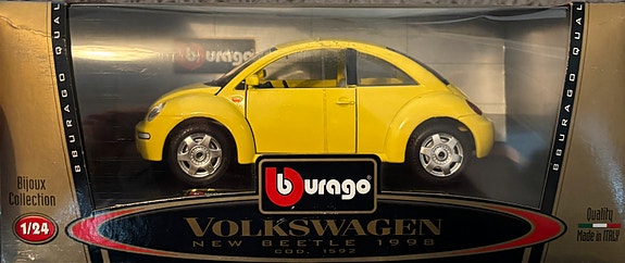 1/24 VW New Beetle 1998 Pienoismalli