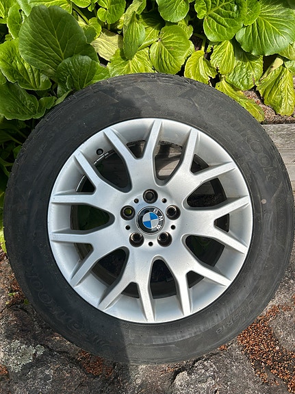 BMW kesärenkaat + vanteet