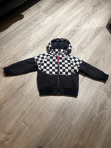 Kappahlin paksumpi välikausitakki koko 92
