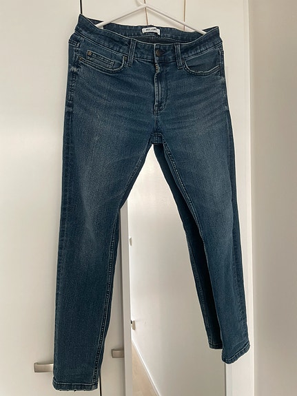 Product image 1 of 7