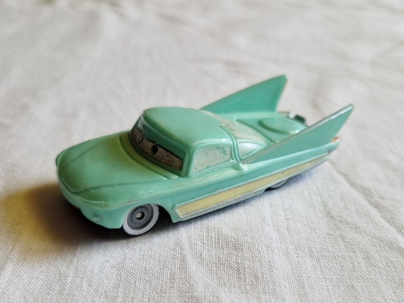 Cars / Autot Floora