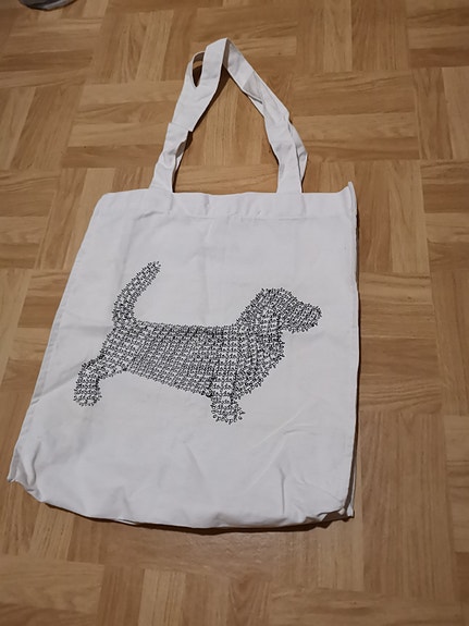 Mäyräkoira kangas kassi