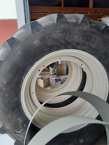 Product image 2 of 8