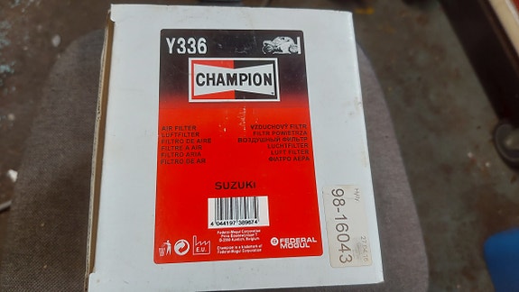 Suzuki gsx 750 f ilmansuodatin