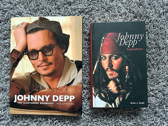 Johnny Depp elämänkerta x2
