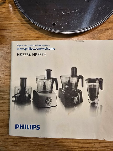 Philips monitoimikone HR7774 ja HR7775 varustepaketti