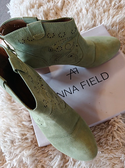 Anna Field nilkkurit 40