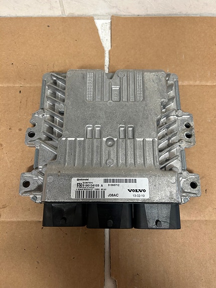 Volvo V40 D2 ECU