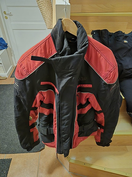 Product image 1 of 5