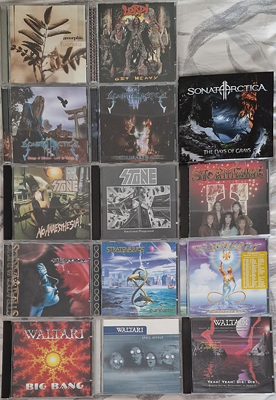 CD-levyjä