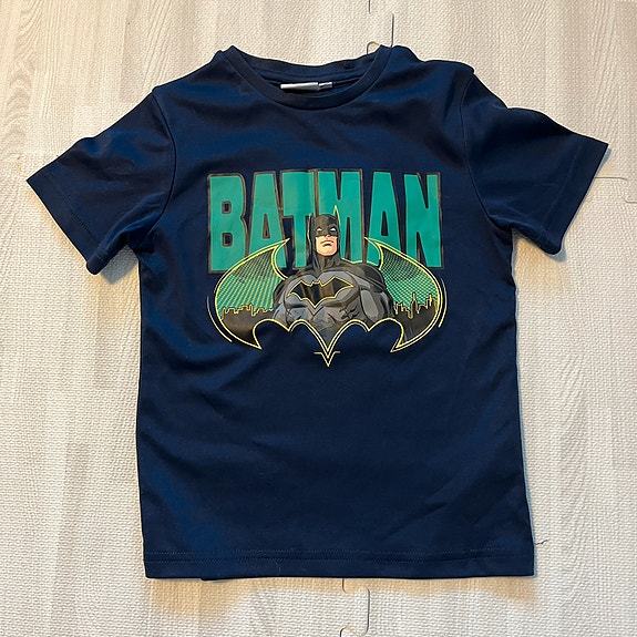 Batman t-paita 110cm