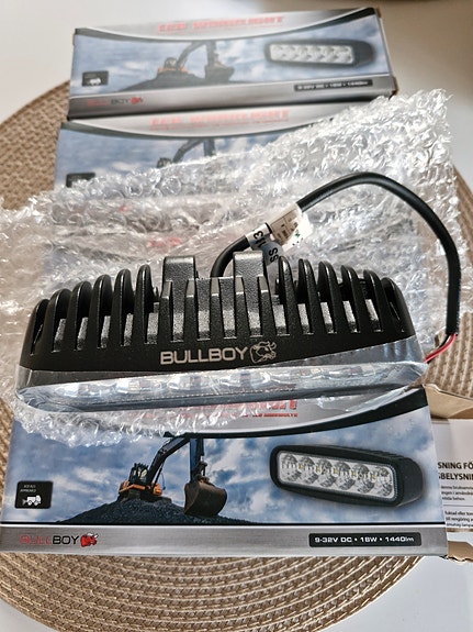 Product image 3 of 6