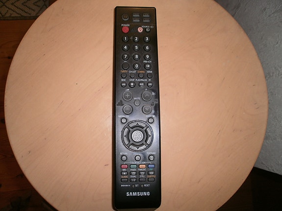 Samsung LCD-tv:n kaukosäädin BN59-00611A