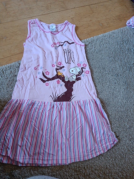 Finnwear snoopy tytön yöpaita ja housut 120 cm