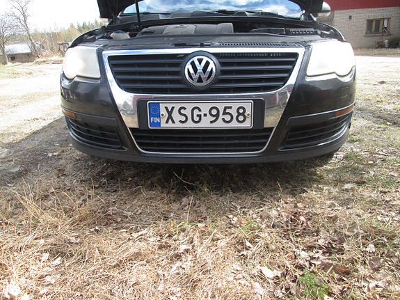 Volkswagen Passat Etupuskuri