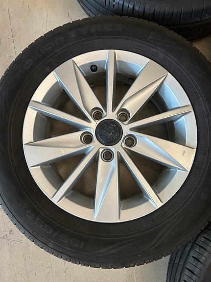 Product image 2 of 8