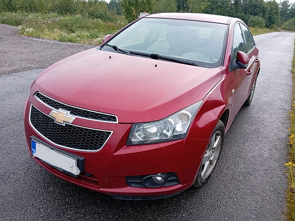 Chevrolet Cruze 1.6 sedan -10