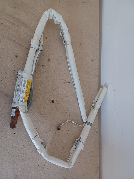 VW GOLF VI turvaverho oikea 1K9880742E