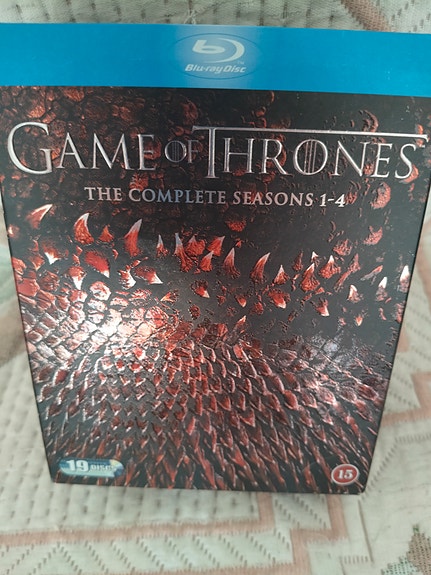 GAME OF THRONES BLURAY BOKSI