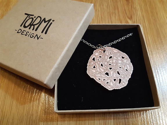 Törmi Design kaulakoru