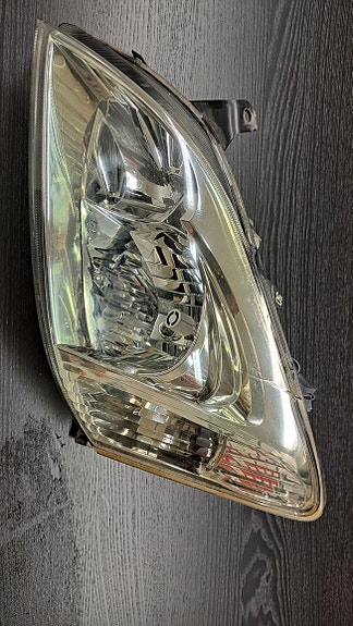 Toyota Corolla ajovalo vasen