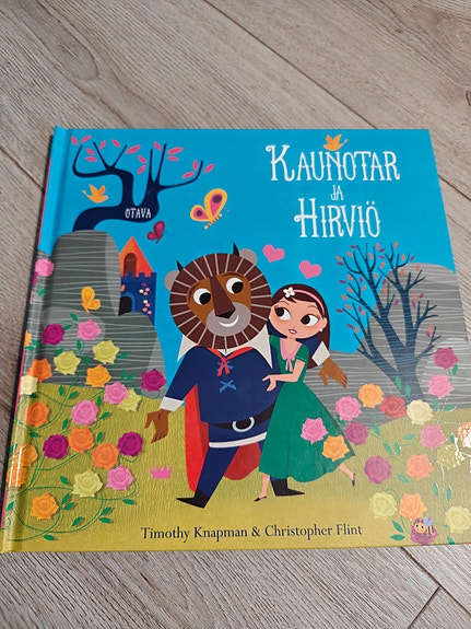 Kaunotar ja hirviö -kirja