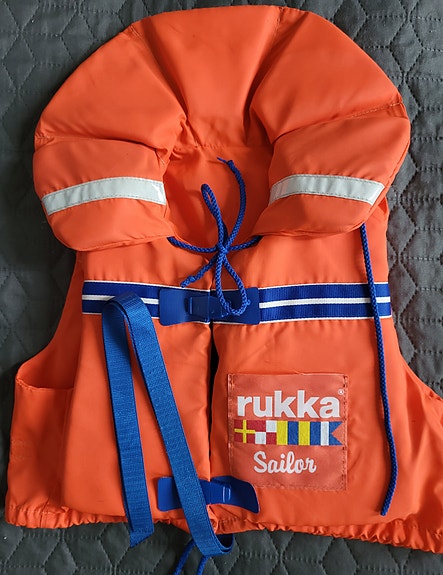 Rukka pelastusliivi. 15-20kg:n painoiselle